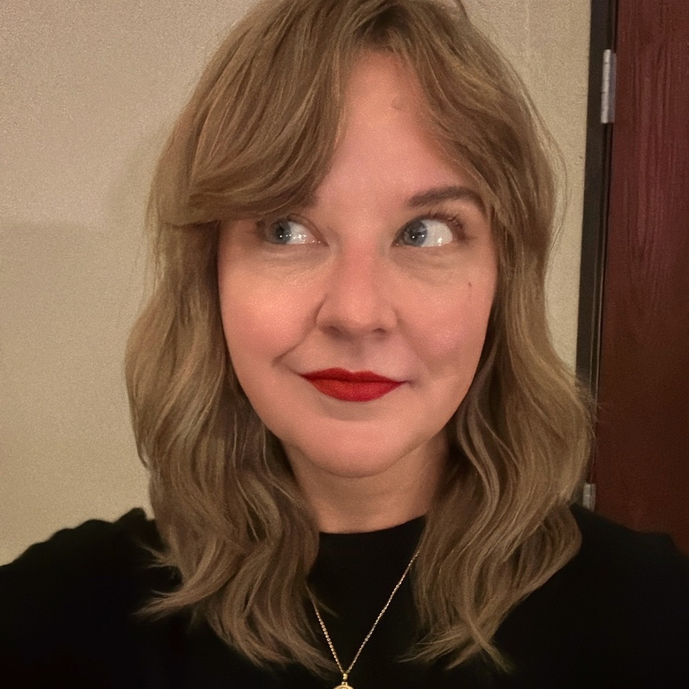 Meet your Posher, Randi mae